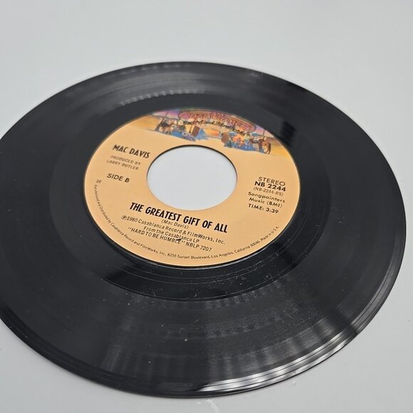 Hard To Be Humble / Greatest Gift of All by Mack Davis 45 RPM Country - Picture 3 of 4